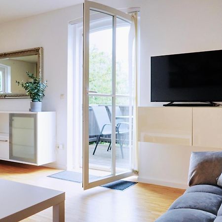 Stilvolles Apartment In Stadtnaehe-Parkplatz- 4 Personen- Balkon Wolfsburg Buitenkant foto