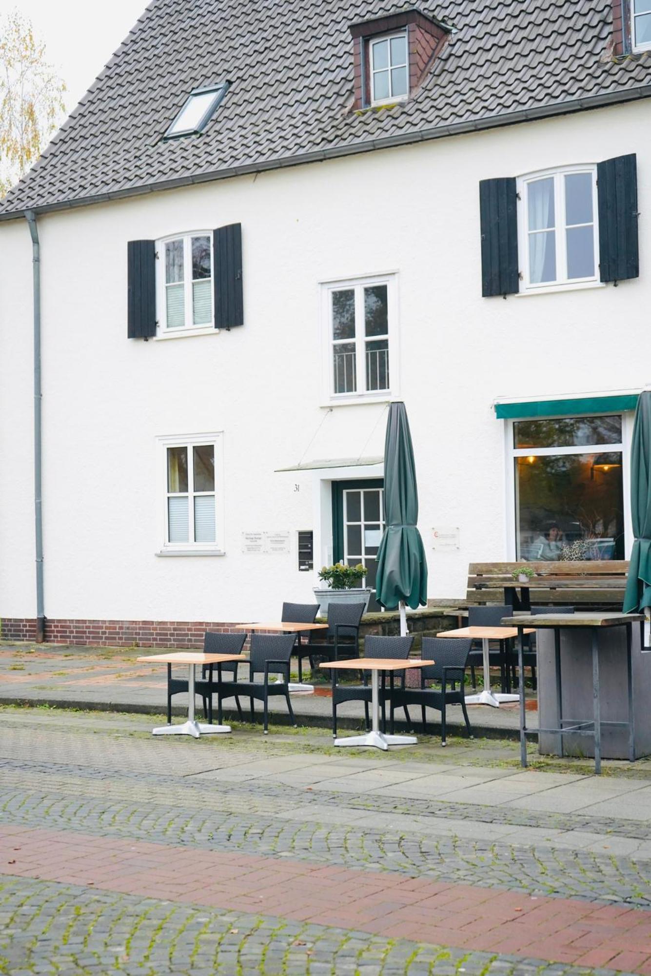 Stilvolles Apartment In Stadtnaehe-Parkplatz- 4 Personen- Balkon Wolfsburg Buitenkant foto